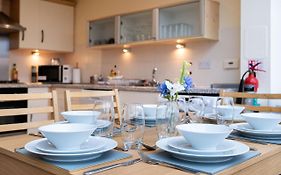 4 Bedroom Townhouse In Stirling